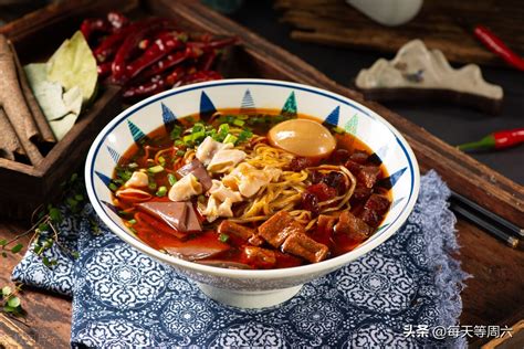  Spicy and Savoury:  Can Guiyang's Lào Mǐxiàn Delight Your Taste Buds?